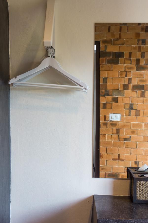 Suan Dok Gate Guesthouse Chiang Mai Exterior foto